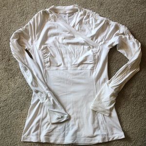 Lululemon lightweight long sleeve workout shirt
